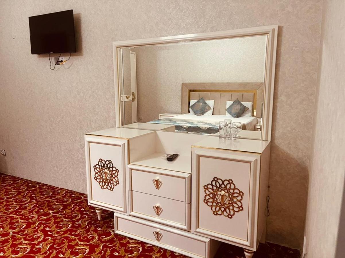 La Villa Hotel Old Баку Екстериор снимка
