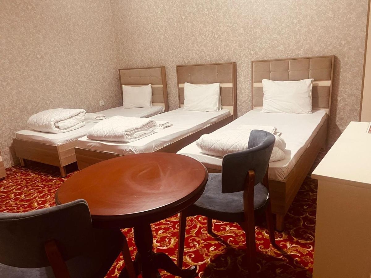 La Villa Hotel Old Баку Екстериор снимка