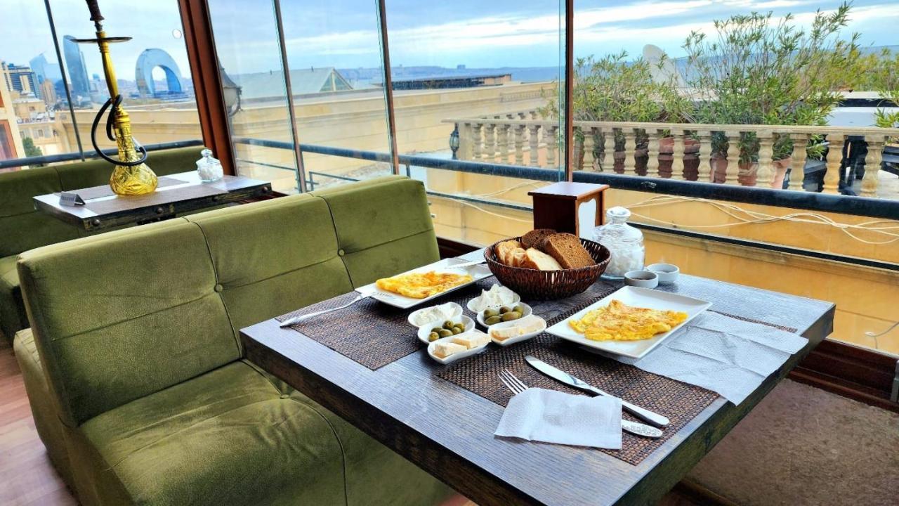 La Villa Hotel Old Баку Екстериор снимка