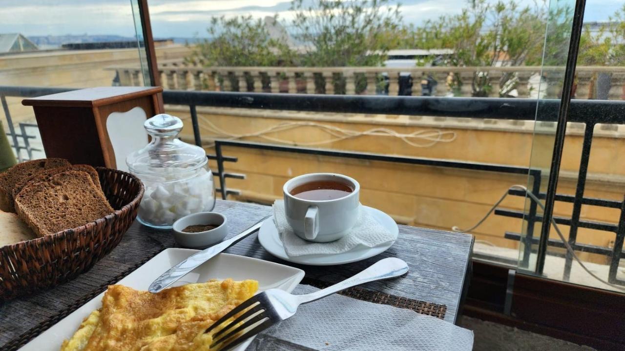 La Villa Hotel Old Баку Екстериор снимка
